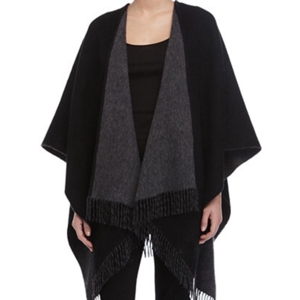 EUC Rag & Bone Double-Faced Fringed Edge Shawl Wrap in NAVY / GRAY